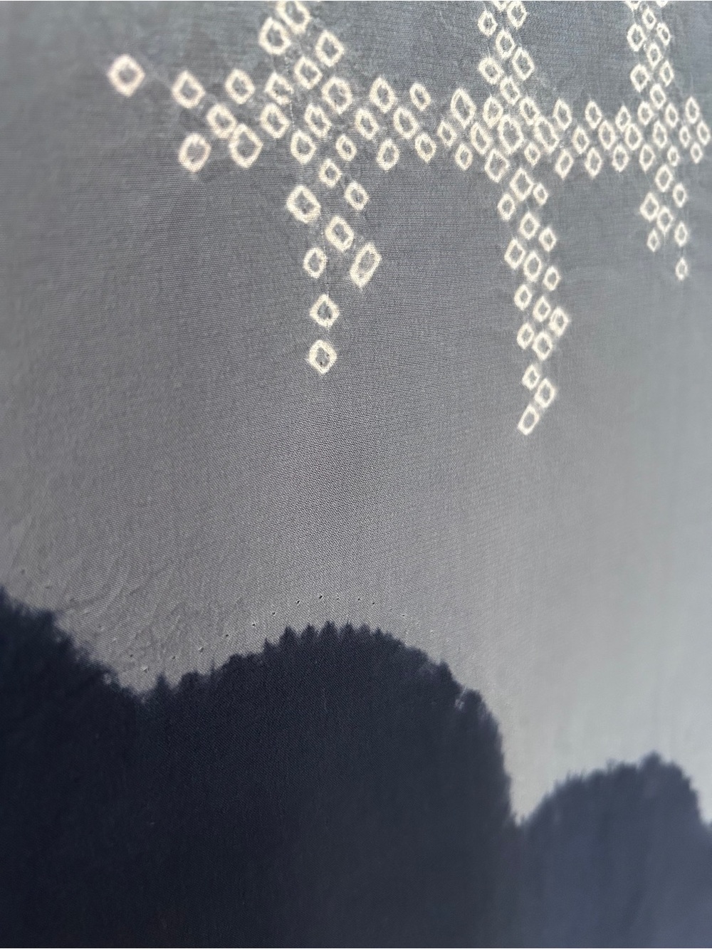 Mens Silk Kimono, Ombré Dyed with Kanoko Shibori Detail - Picture 6 of 10